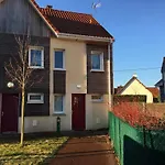 Сasa de vacaciones Maison Familiale Entre Et Baie Avec Parking Privatif - Fr-1-482-172 *